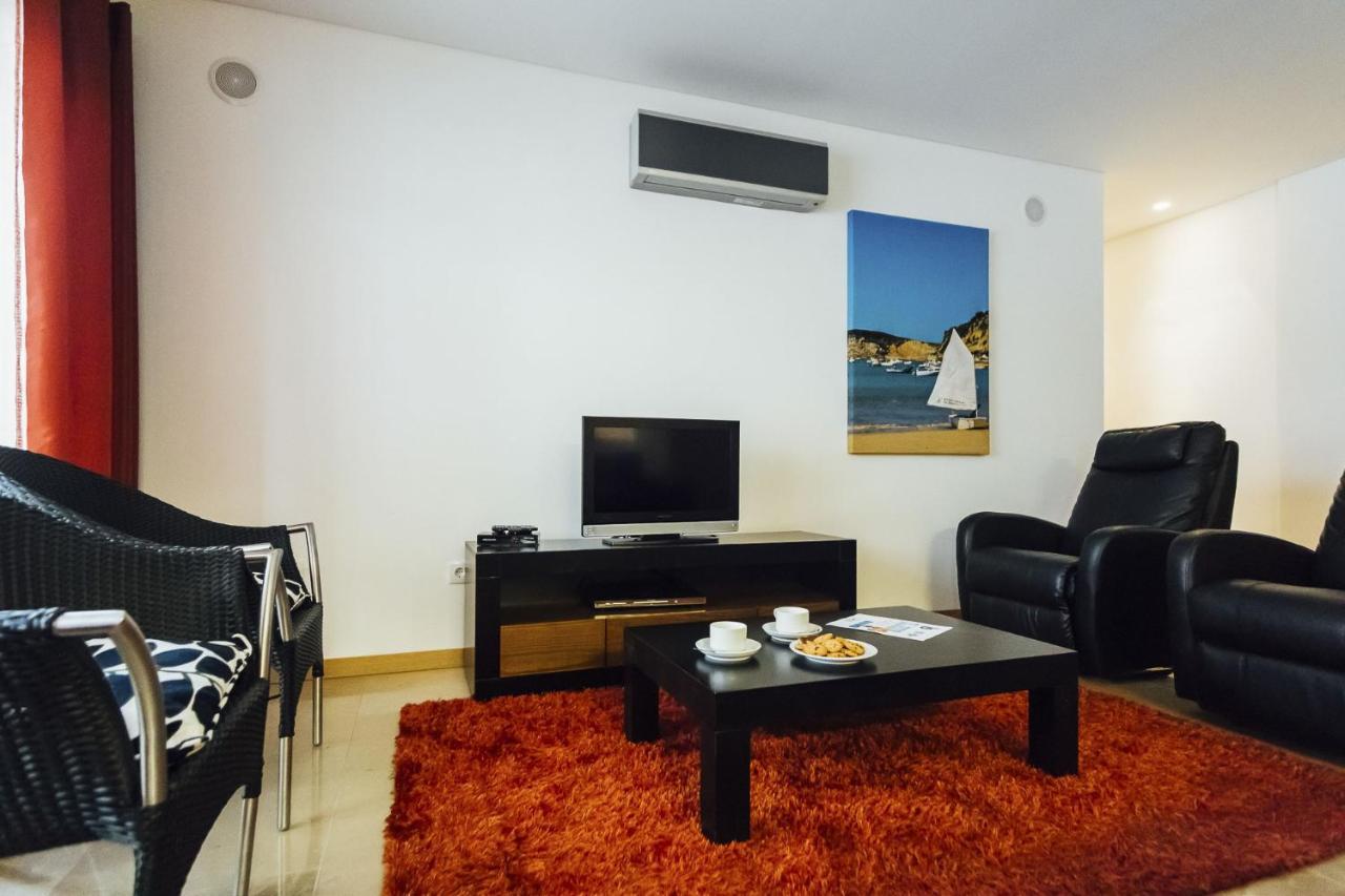 Baia Residence 2 - Holiday Apartments - By Sch São Martinho do Porto Eksteriør billede