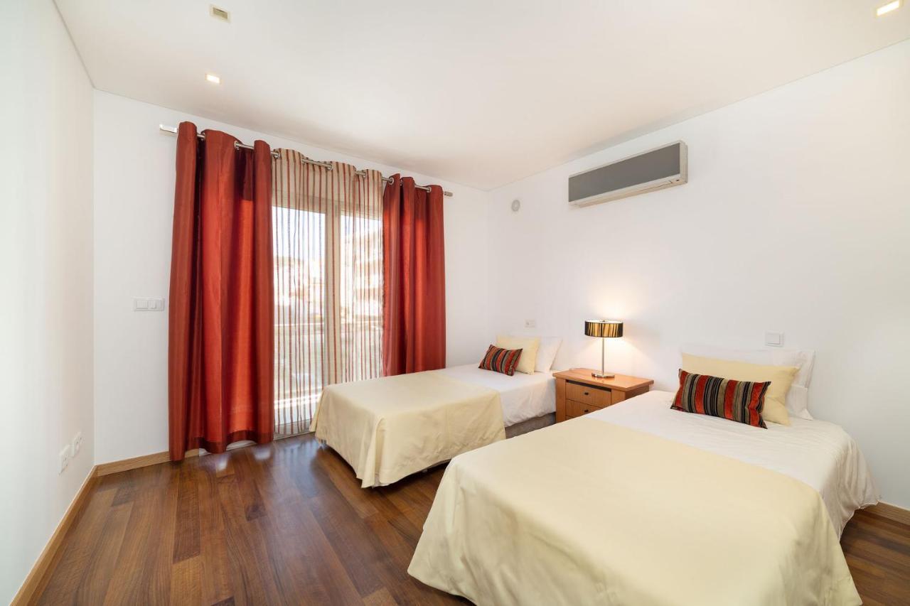 Baia Residence 2 - Holiday Apartments - By Sch São Martinho do Porto Eksteriør billede